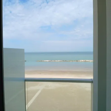 Apartament Rn006 - Rimini, Esclusivo Bilocale Fronte Mare *